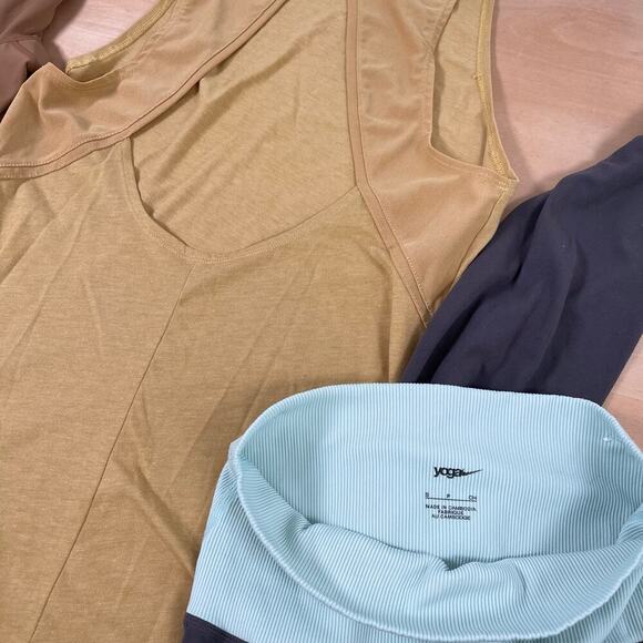 Nike, Gymshark, Aerie, YBP workout clothes bundle size small leggings/tops - Picture 11 of 11